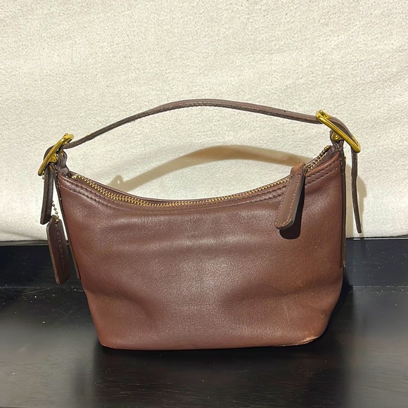 Coach Handbags - Vintage Coach Demi Sholder Bag